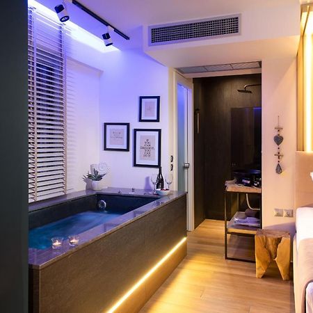 Sks Luxury Suites & Rooms Paralía Eksteriør billede